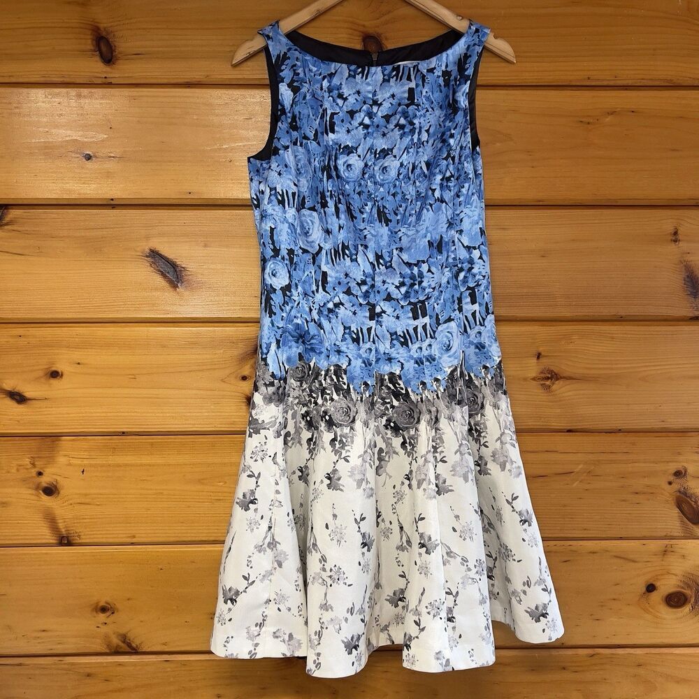 Women's Sleeveless Flared Lined Dress J. Taylor Size 10 blue/beige/black floral